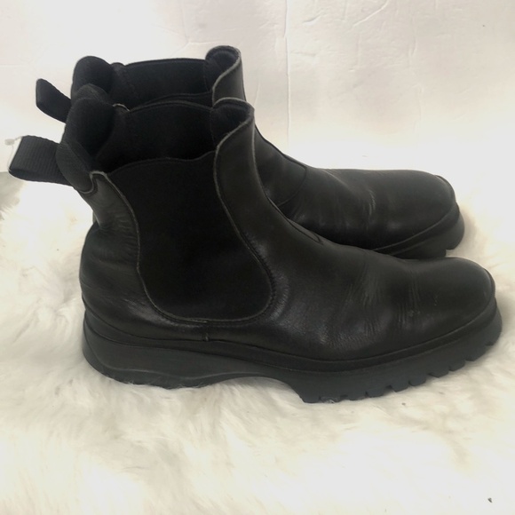 PRADA BLACK LEATHER CHELSEA BOOTS SIZE 32 - Picture 4 of 8